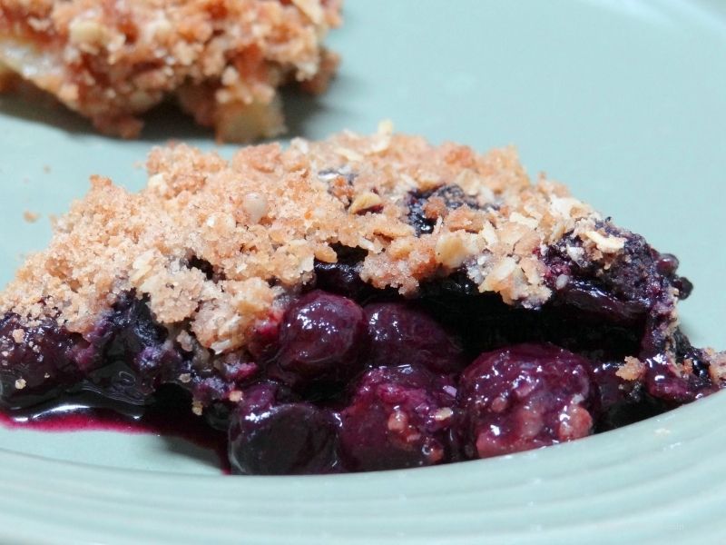 apple blueberry crisp