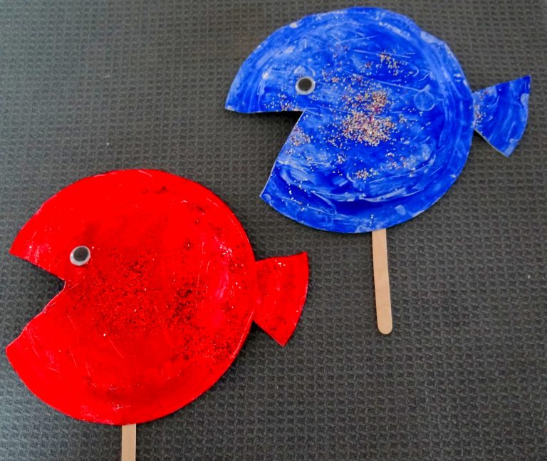 Red Fish Blue Fish Craft: An Easy Paper Plate Craft