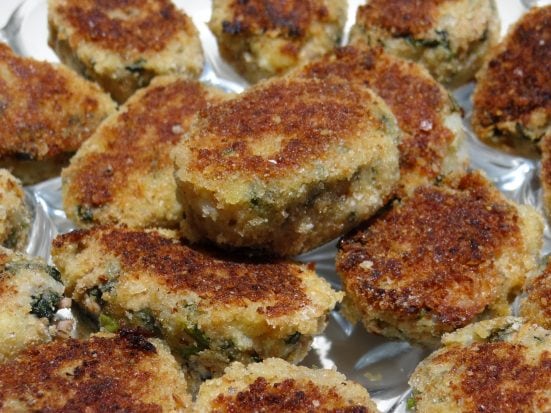 Spinach and Kale Tuna Cakes in my new Twizzt Pan - Mommy Snippets.