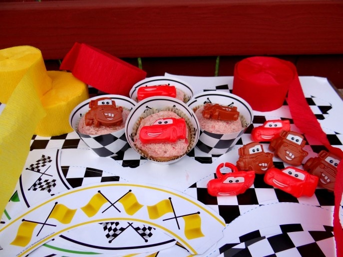 How to throw a Disney Cars themed party 