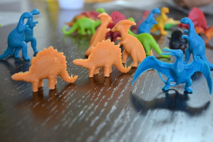 How to Make a Dinosaur Salt Dough Fossil- Easy DIY Fossil Craft!