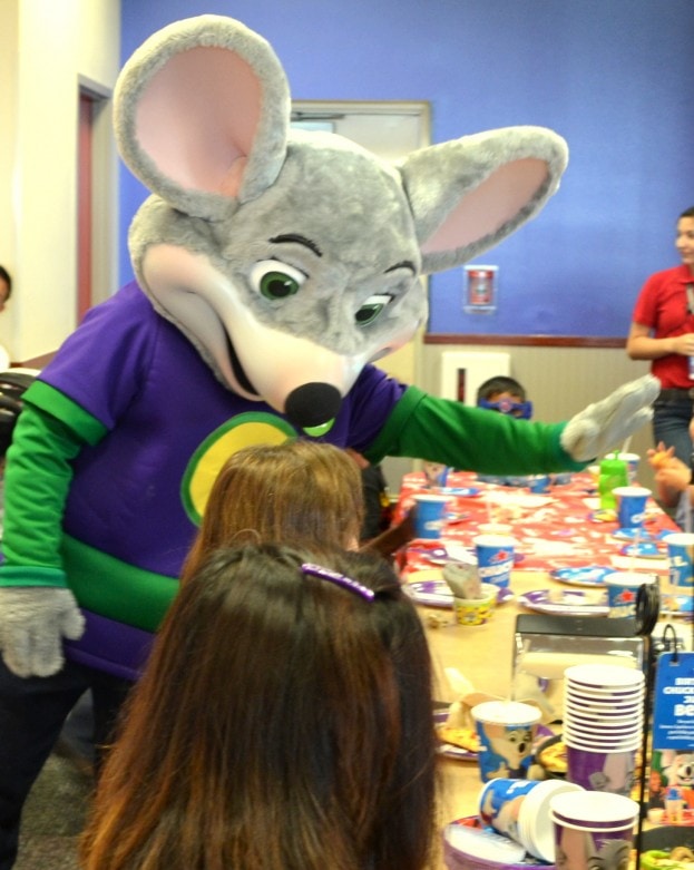 Reasons to book your child's birthday party at Chuck E. Cheese's- Mommy Snippets (103)