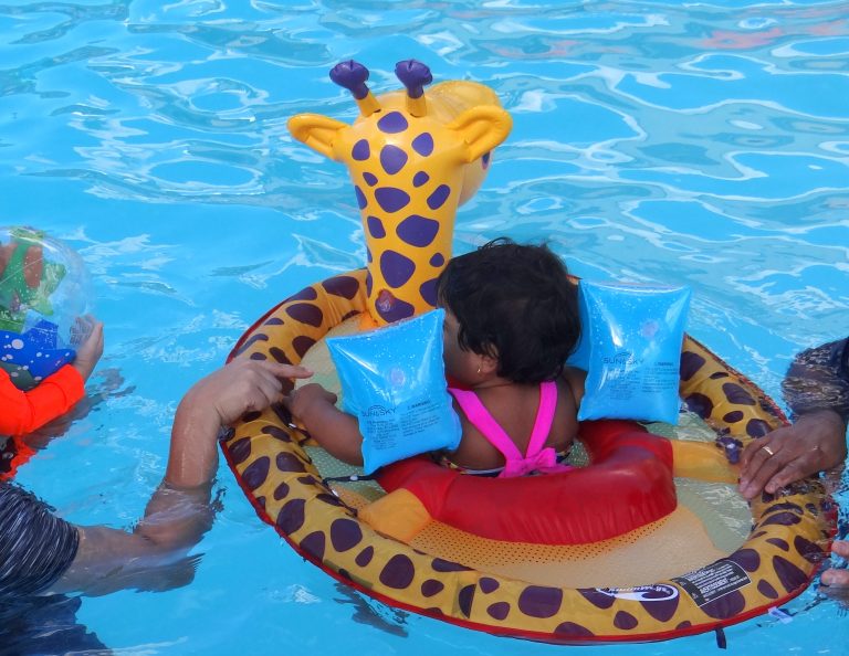 Keeping Baby Girl safe in the pool, with SwimWays {#SwimWays}