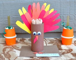 Easy DIY Thanksgiving Place Cards - Mommy Snippets