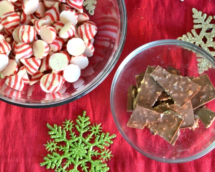 Candy Cane Mocha Bark- Mommy Snippets { #MakeItMerrier} #Sponsored (2)