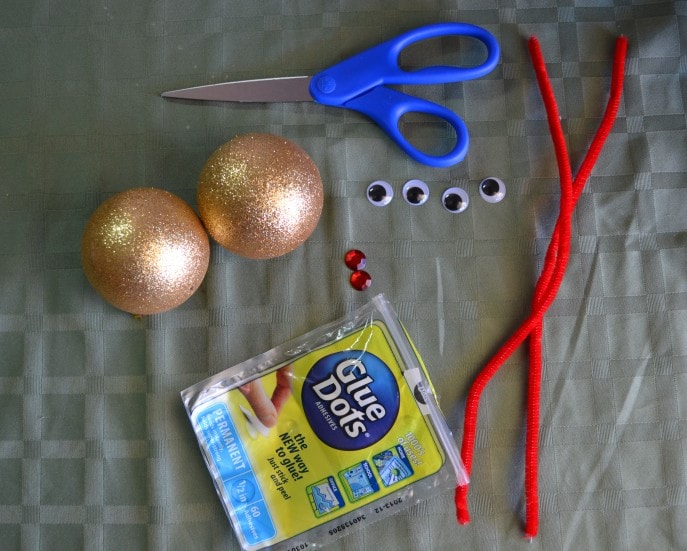 Easy DIY Reindeer Ornaments Your Child Can Make (+ Tutorial) with MommySnippets (1)