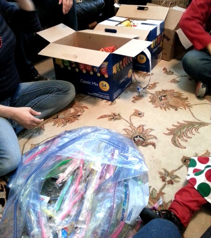 Celebrate the holidays with a stress-free lunch date with friends {#ZoesCaters}- MommySnippets.com #Sponsored (32)