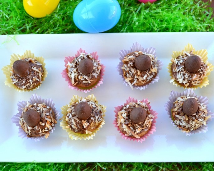 How to make Easter Blondie Bites- MommySnippets (12)