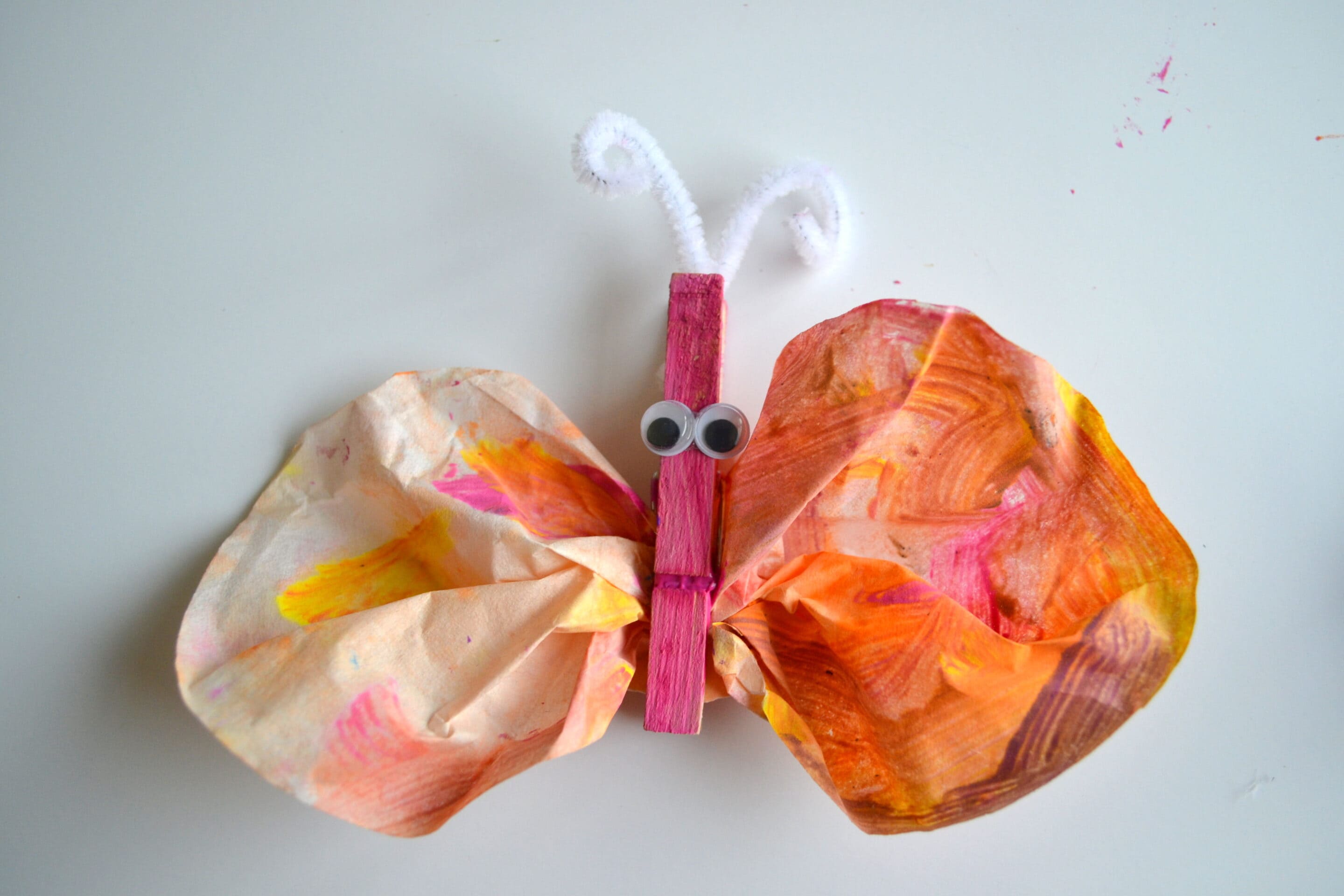 How to make coffee filter butterfly accessories- MommySnippets (29)