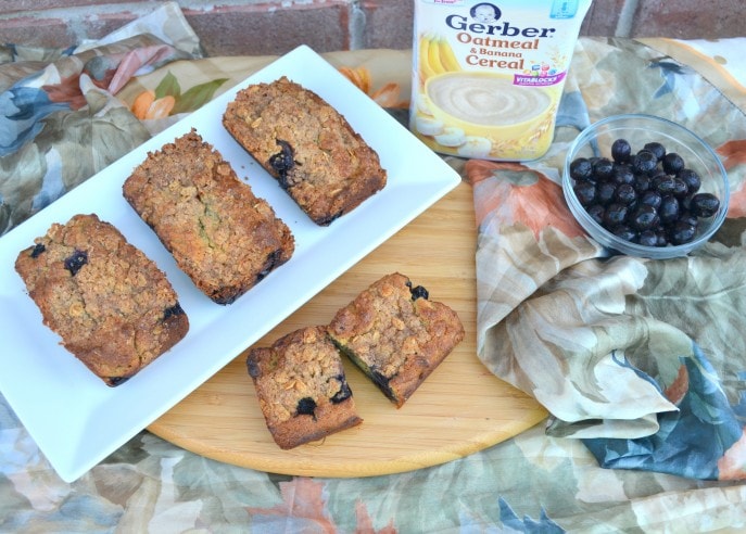 How to make Blueberry Oat Crumb Bread- MommySnippets.com #Sponsored #CookingWithGerber (5)