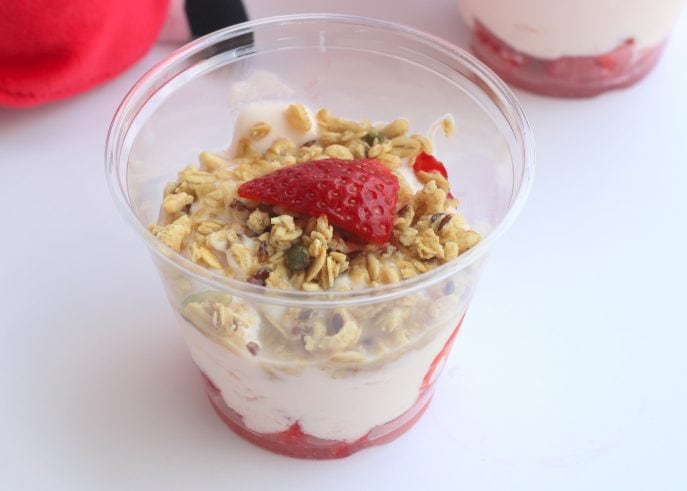 Making breakfast fun for your child { Featuring Peppa's Yogurt Parfait Recipe} - MommySnippets (7)