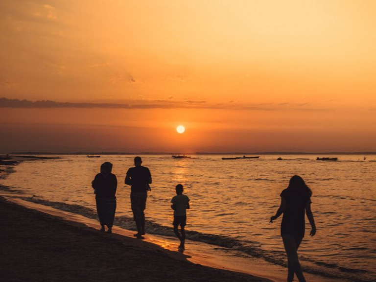 5 Frugal Ways To Stay In Budget When Traveling With The Family 5-frugal-ways-to-stay-in-budget-when-traveling-with-the-family