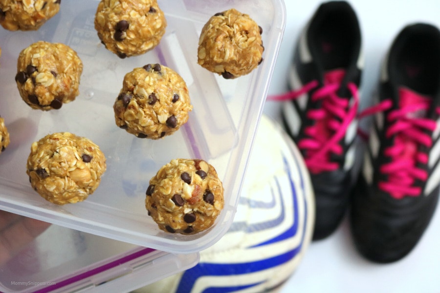 One of The Best Healthy Snacks for Athletes: No-Bake, Peanut Butter Protein Balls!