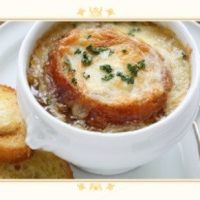 Image for Soupe a l’oignon aka French Onion Soup #FoodieFriday #100FootJourney