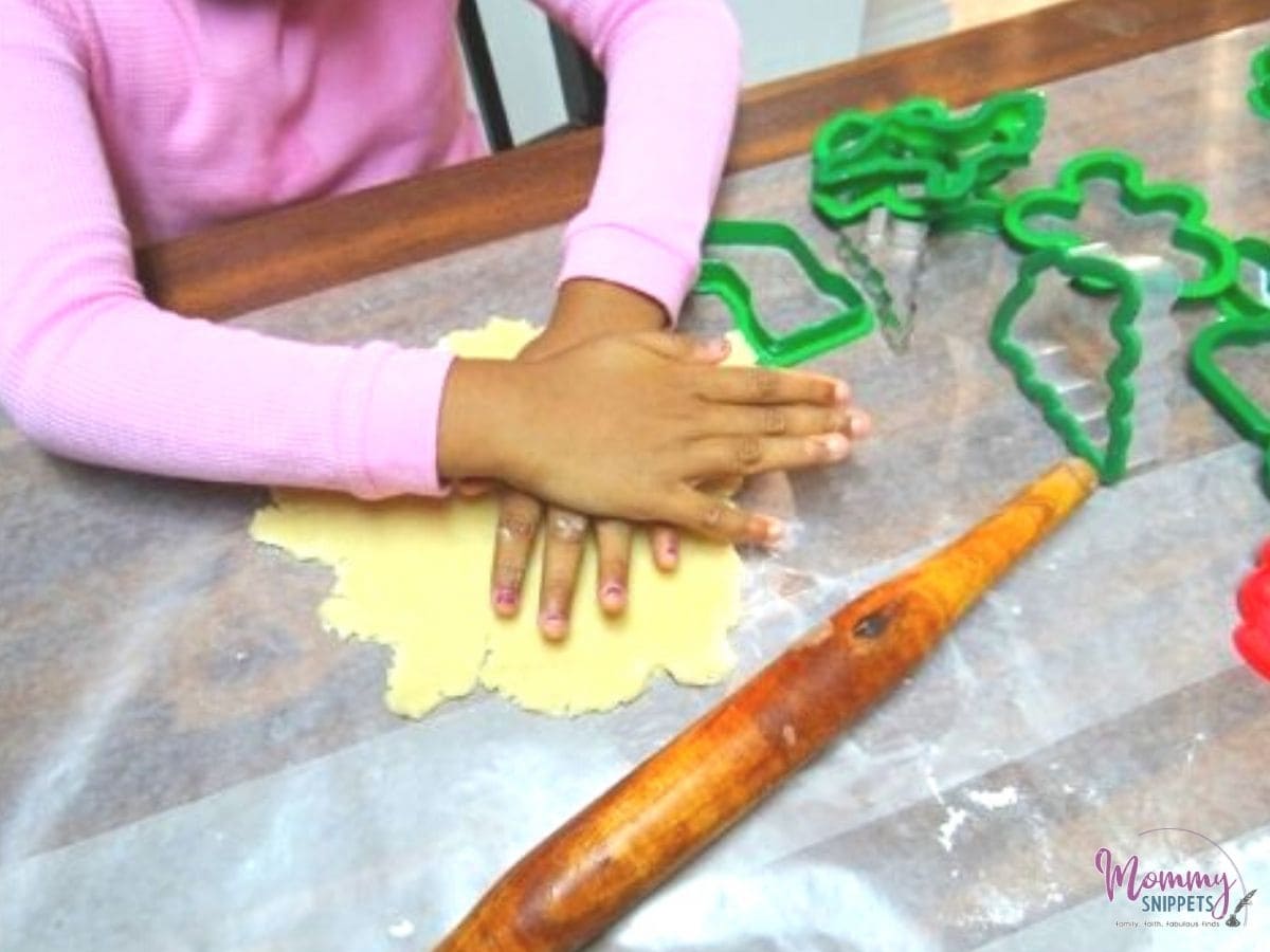 Holiday baking with kids- Kids making Christmas Cookies