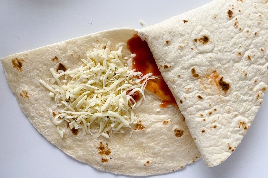 Easy Pizza Tortilla Wraps