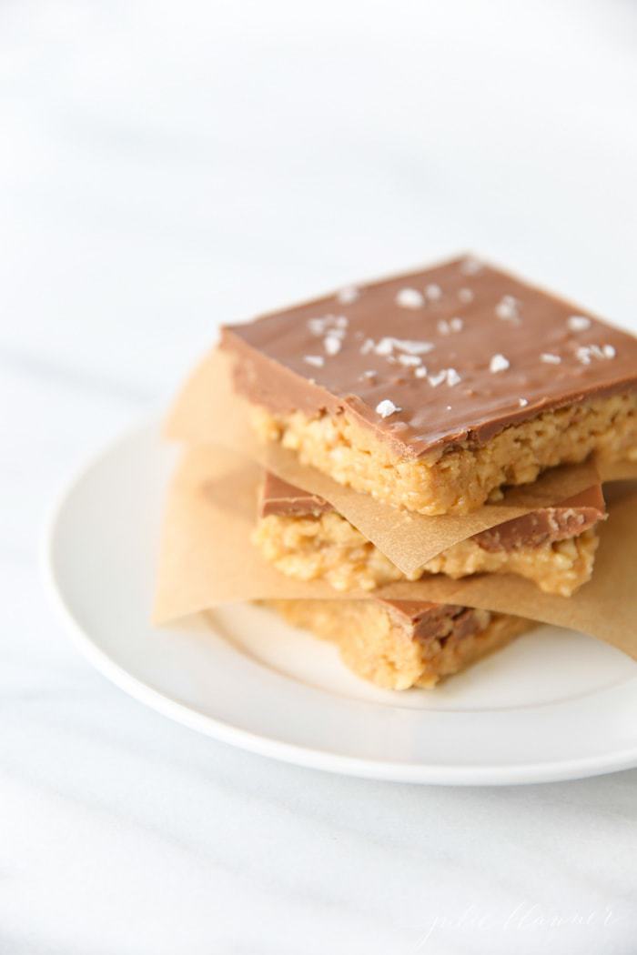 20 Easy And Delicious No Bake Fall Desserts