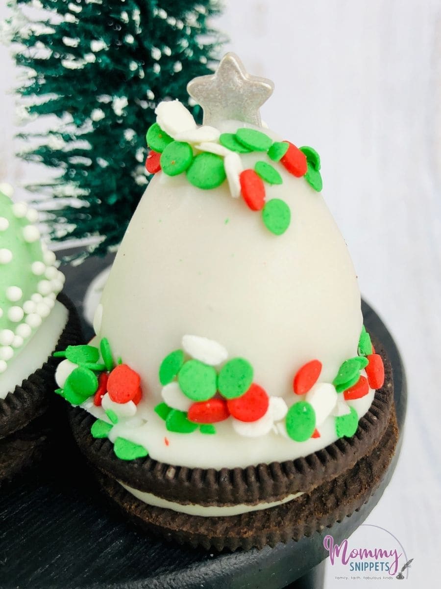 Strawberry Christmas Trees-Easy Christmas Treats, No Bake Christmas Treats 