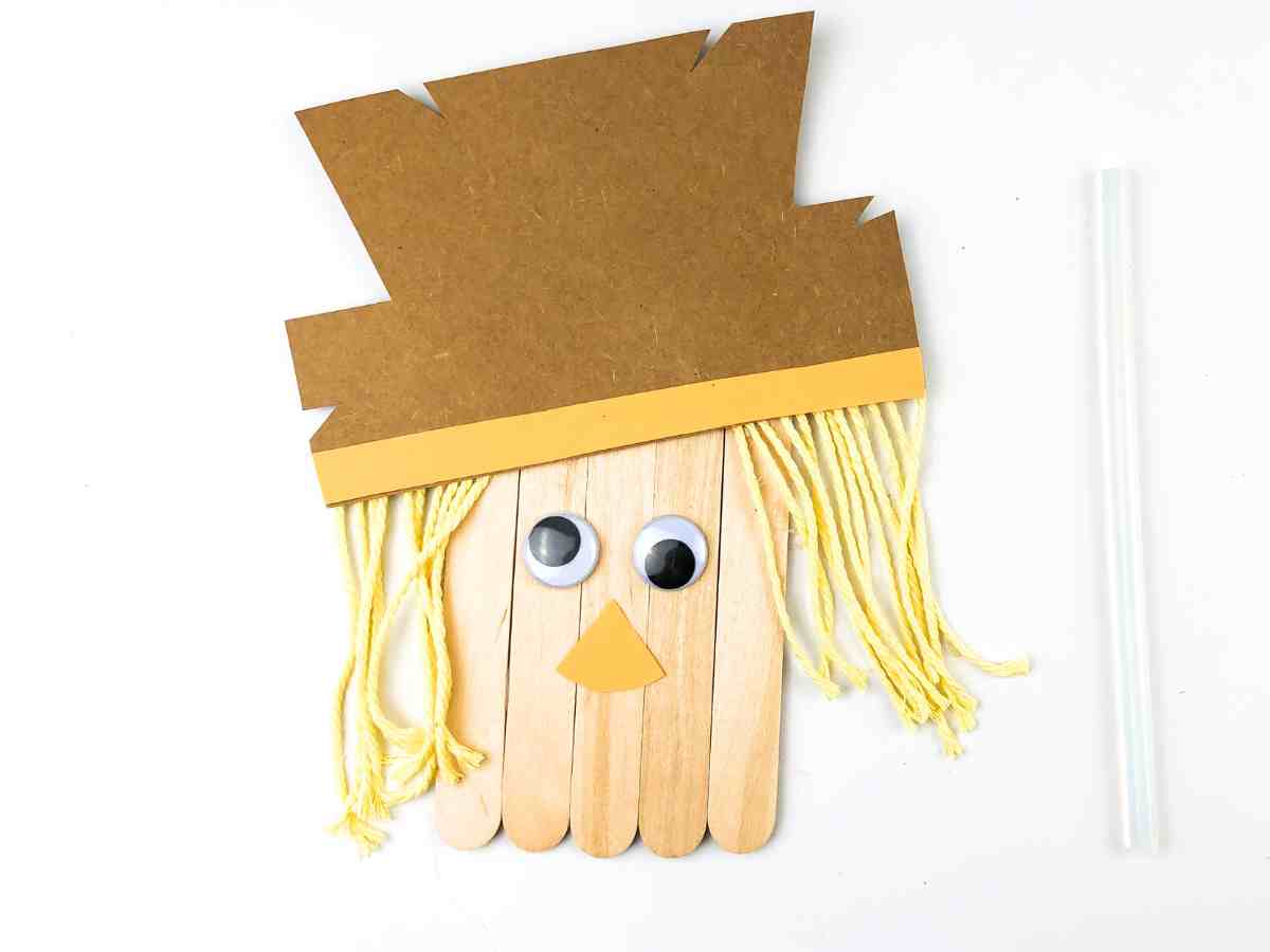 nose added to Scarecrow Popsicle Stick Fall Craft